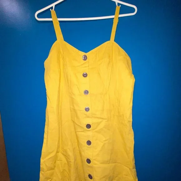 mustard yellow shift dress Color-Block Black & Mustard Shift Dress Alpha Fashion closet